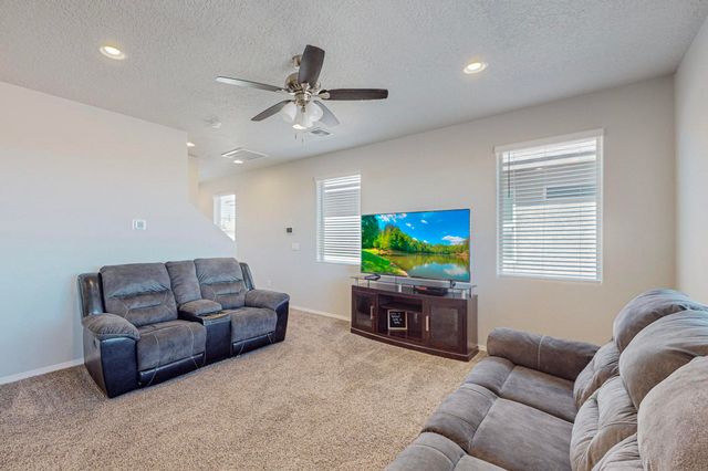 4843 Blackburn Road NE, Rio Rancho, NM 87144