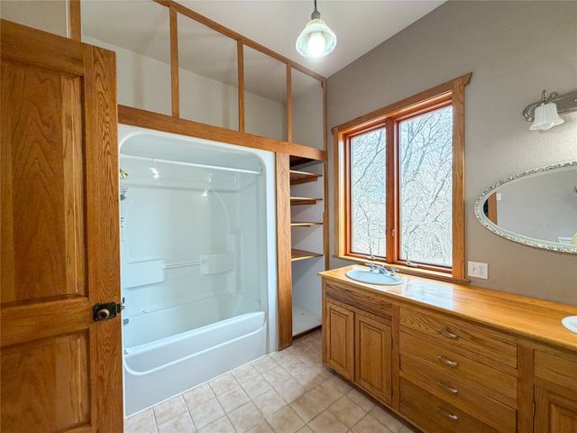 322 Wild Wood Drive, Decatur, TX 76234