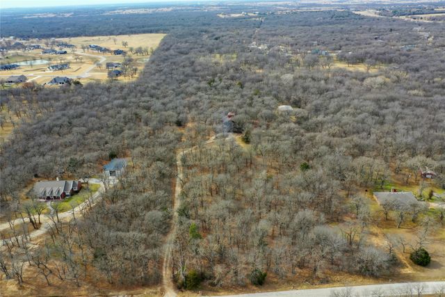 322 Wild Wood Drive, Decatur, TX 76234