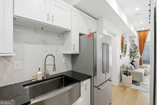 6305 Shannon Parkway UNIT 207, Union City, GA 30291