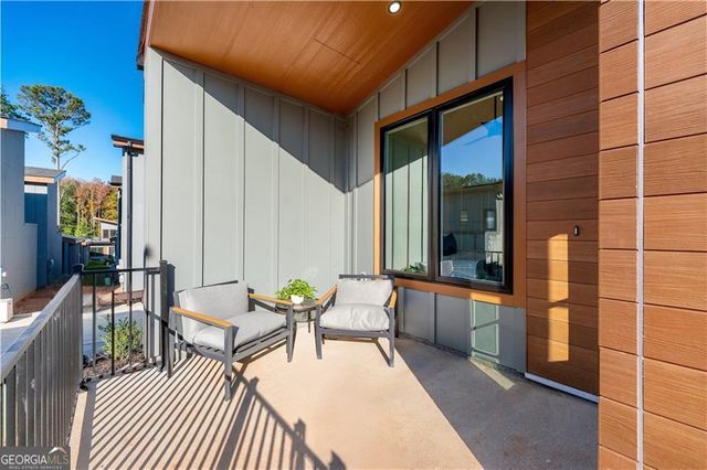 6305 Shannon Parkway UNIT 207, Union City, GA 30291