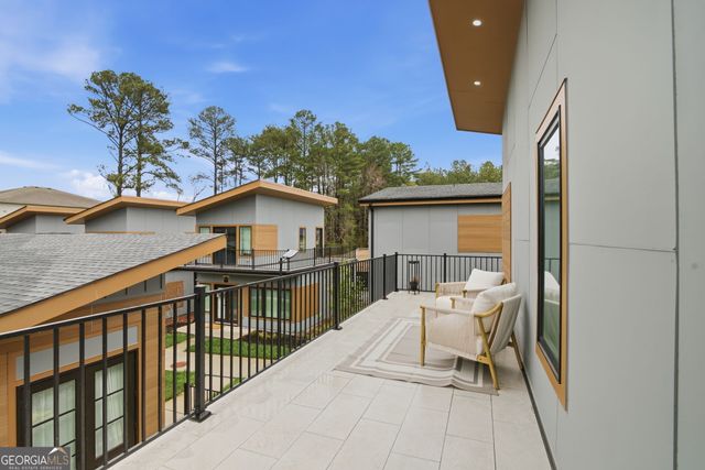 6305 Shannon Parkway UNIT 207, Union City, GA 30291