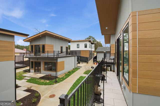 6305 Shannon Parkway UNIT 207, Union City, GA 30291