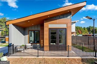 6305 Shannon Parkway UNIT 207, Union City, GA 30291