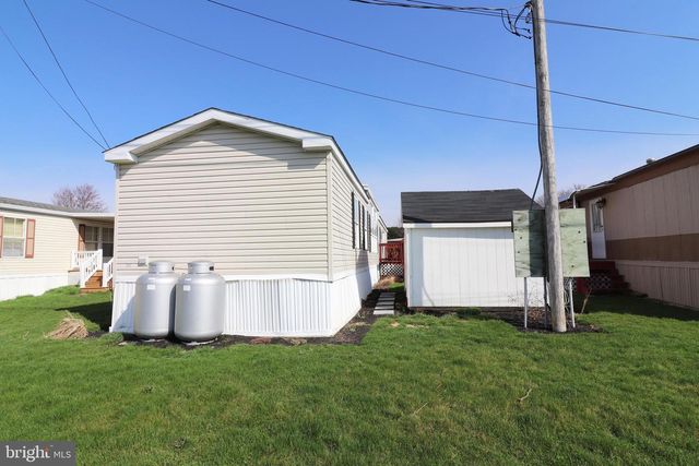 468 BRENDON DR, Leola, PA 17540