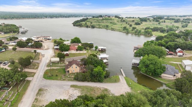 2617 Creek Drive, Granbury, TX 76048