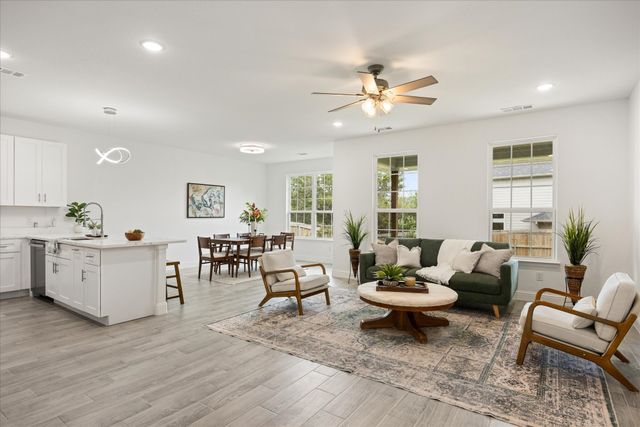 2617 Creek Drive, Granbury, TX 76048
