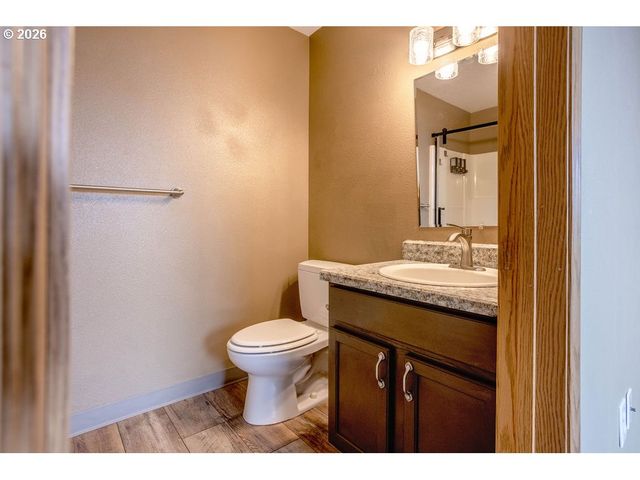 194 BOARDWALK Way, Kelso, WA 98626