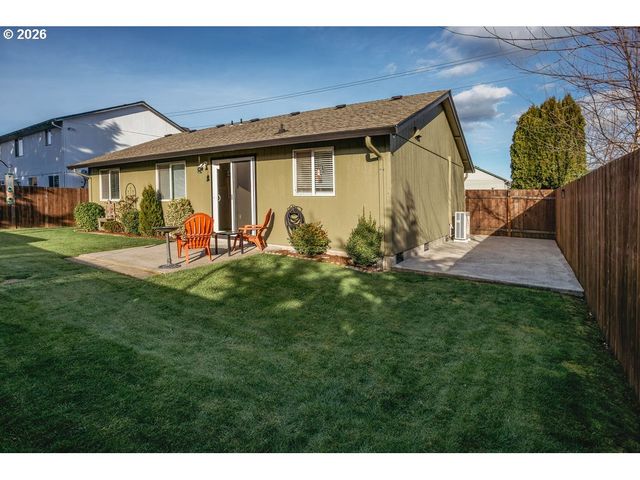 194 BOARDWALK Way, Kelso, WA 98626