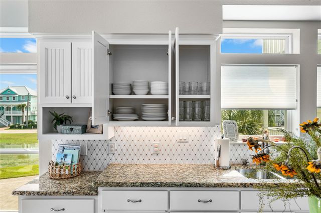 3830 Wentletrap, Galveston, TX 77554