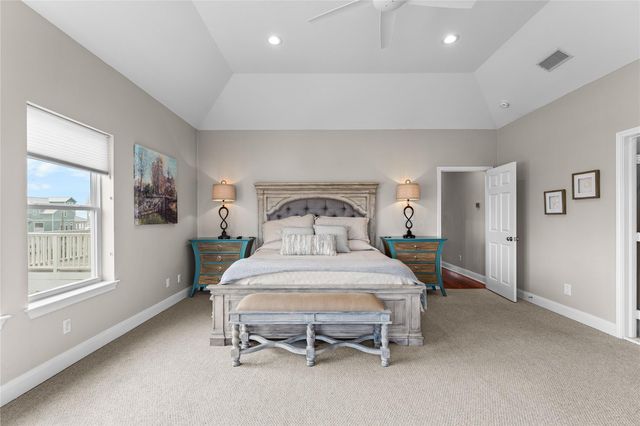 3830 Wentletrap, Galveston, TX 77554