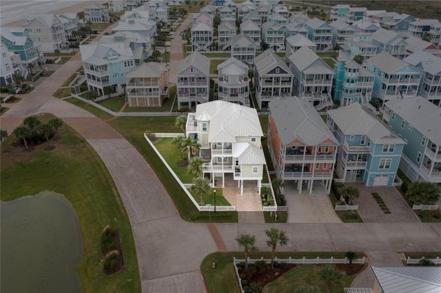 3830 Wentletrap, Galveston, TX 77554