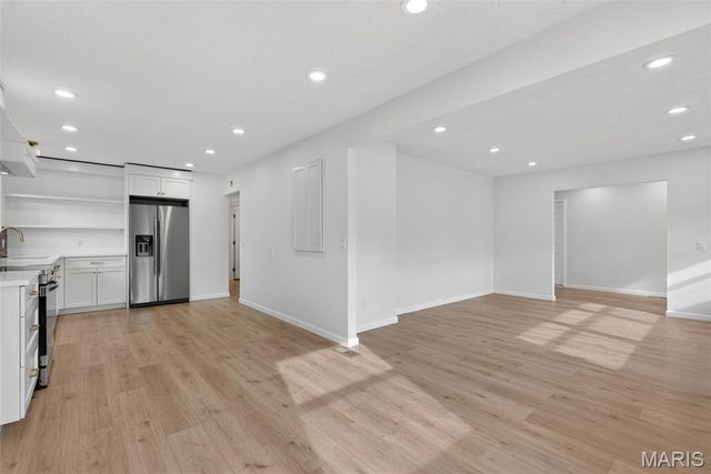 4815 Brookton Way, St Louis, MO 63128