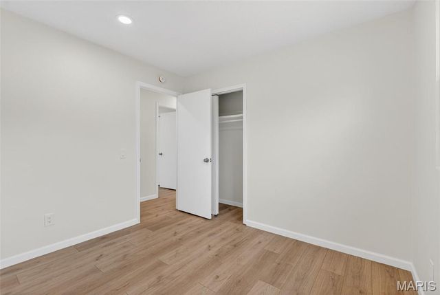 4815 Brookton Way, St Louis, MO 63128