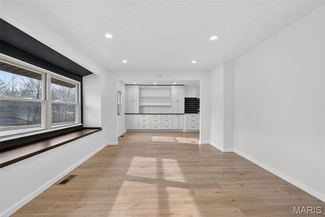 4815 Brookton Way, St Louis, MO 63128