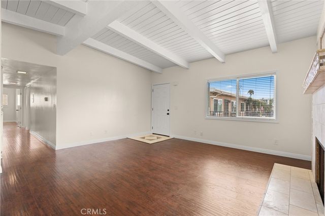 18961 Florida Street 8, Huntington Beach, CA 92648