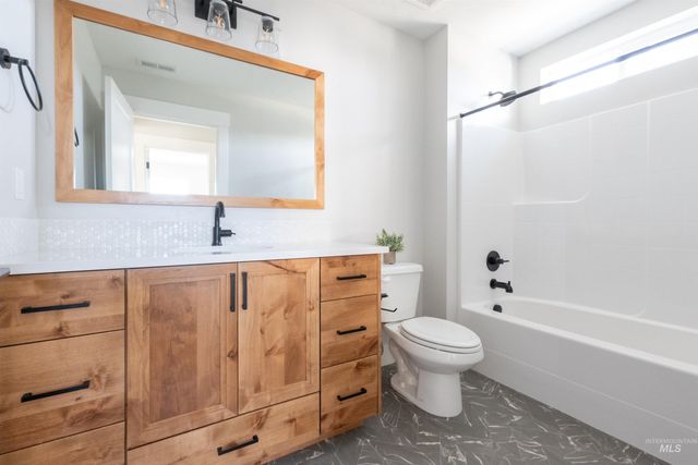8080 W Brooks Drive, Boise, ID 83714