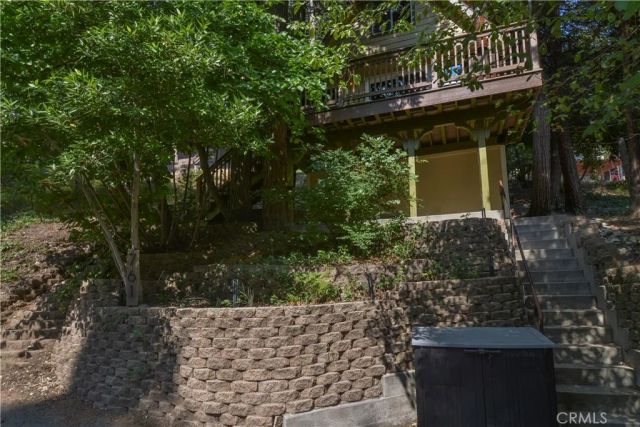 761 Arrowhead Villa Road, Lake Arrowhead, CA 92352