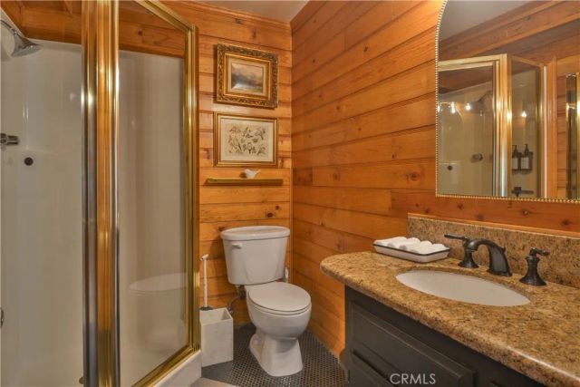761 Arrowhead Villa Road, Lake Arrowhead, CA 92352