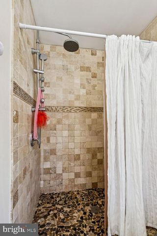 902 RURAL AVE, Voorhees, NJ 08043