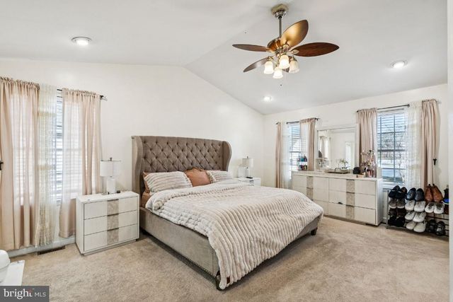 902 RURAL AVE, Voorhees, NJ 08043