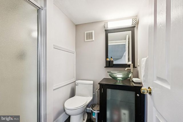 902 RURAL AVE, Voorhees, NJ 08043