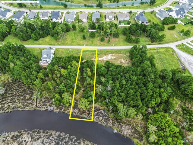 240 Kings Creek Crossing, Holly Ridge, NC 28445