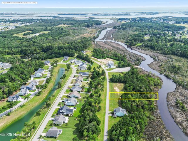 240 Kings Creek Crossing, Holly Ridge, NC 28445