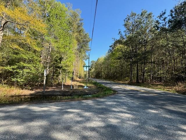 2.29 Godfrey Bay RD, Cobbs Creek, VA 23035