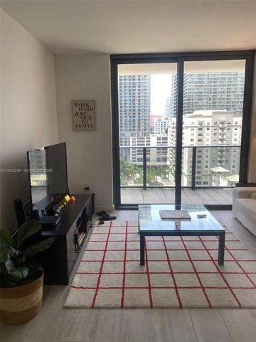 45 SW 9th St 1005, Miami, FL 33130