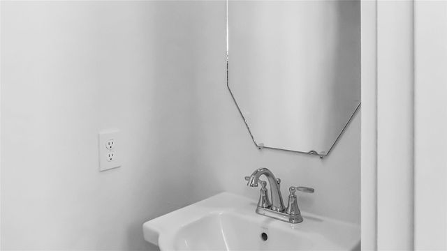 6635 Escondido Drive, Rosharon, TX 77583