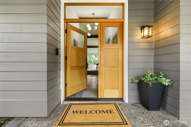 4548 144th Avenue SE, Bellevue, WA 98006