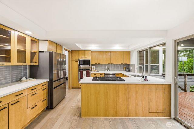 4548 144th Avenue SE, Bellevue, WA 98006