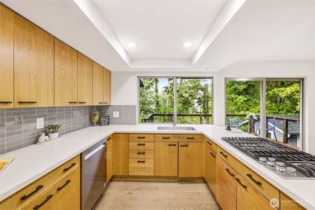 4548 144th Avenue SE, Bellevue, WA 98006