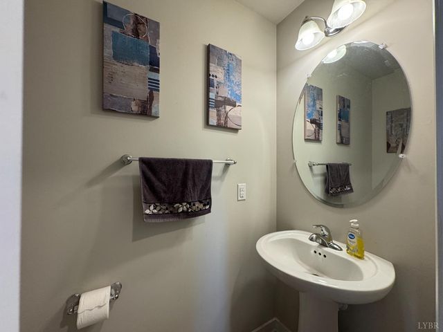 95 Shaunah Lane, Louisa, VA 23093