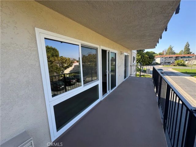 2182 Via Puerta A, Laguna Woods, CA 92637