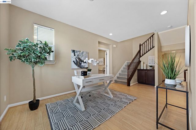 5216 Fioli Loop, San Ramon, CA 94582