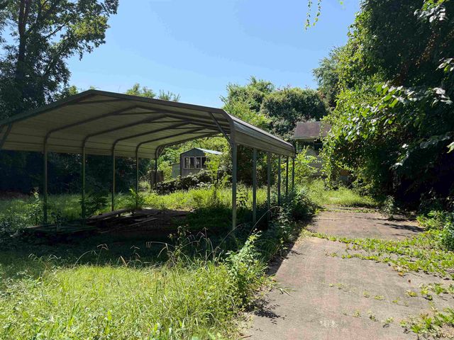 3083 SOUTHERN AVE, Memphis, TN 38111