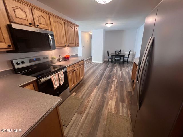 6079 Whiteford Center Road, Toledo, OH 43613