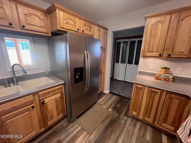 6079 Whiteford Center Road, Toledo, OH 43613