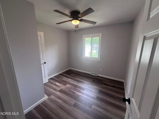 6079 Whiteford Center Road, Toledo, OH 43613