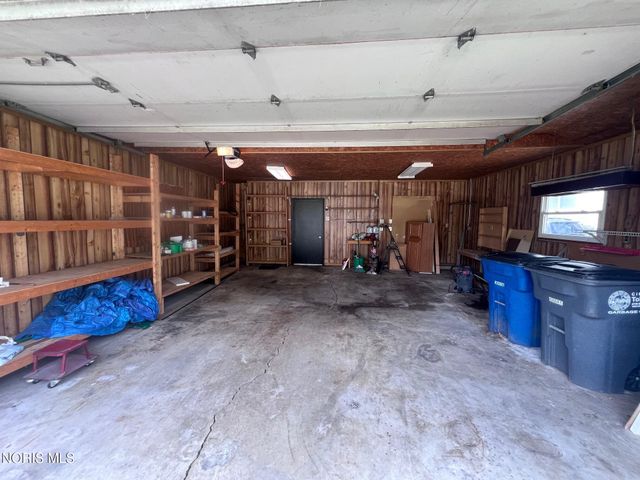 6079 Whiteford Center Road, Toledo, OH 43613