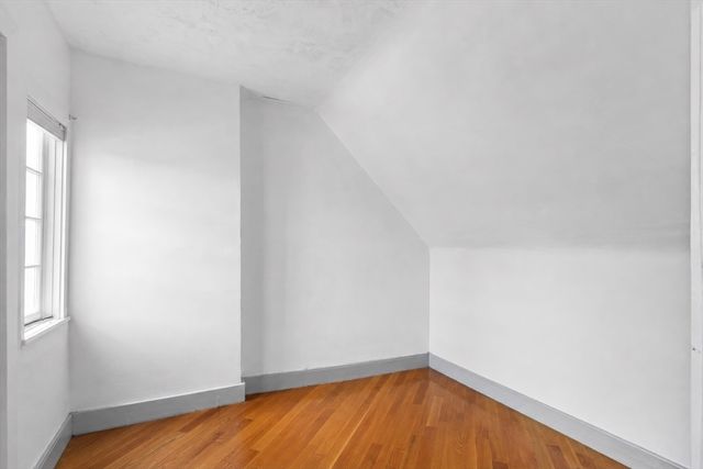 50 Hereford 4, Boston, MA 02115