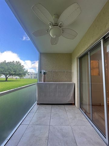 9848 Marina Boulevard 811, Boca Raton, FL 33428
