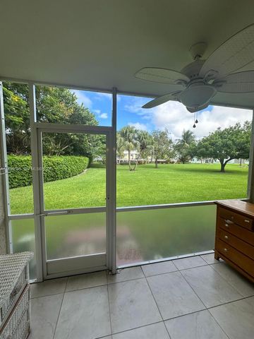 9848 Marina Boulevard 811, Boca Raton, FL 33428