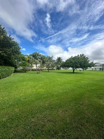 9848 Marina Boulevard 811, Boca Raton, FL 33428