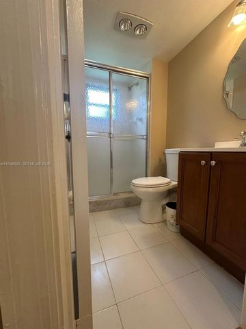 9848 Marina Boulevard 811, Boca Raton, FL 33428