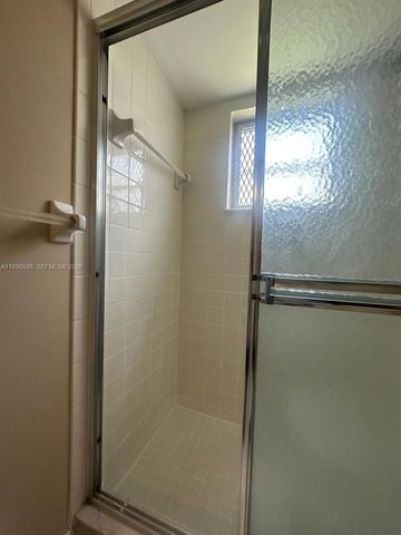 9848 Marina Boulevard 811, Boca Raton, FL 33428