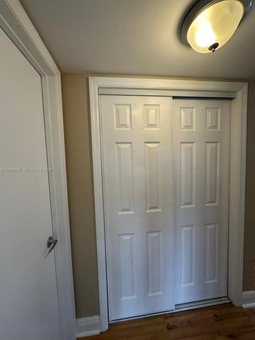 9848 Marina Boulevard 811, Boca Raton, FL 33428
