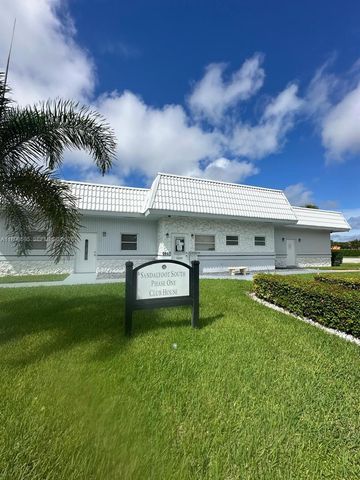 9848 Marina Boulevard 811, Boca Raton, FL 33428